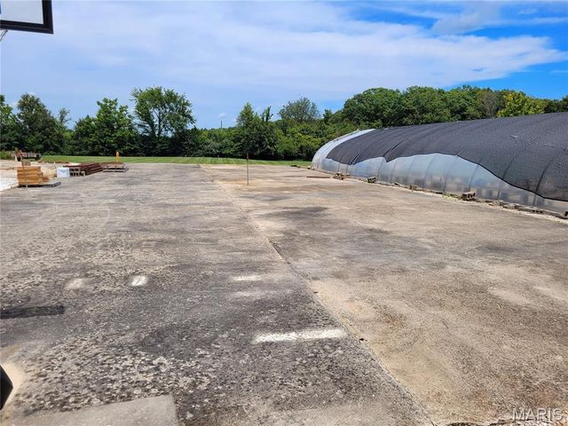 22169 NW Service Road, Warrenton, MO 63383