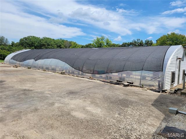 22169 NW Service Road, Warrenton, MO 63383