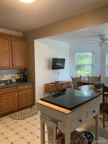 22169 NW Service Road, Warrenton, MO 63383