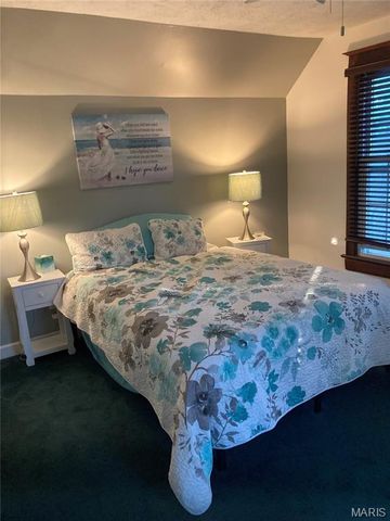 22169 NW Service Road, Warrenton, MO 63383