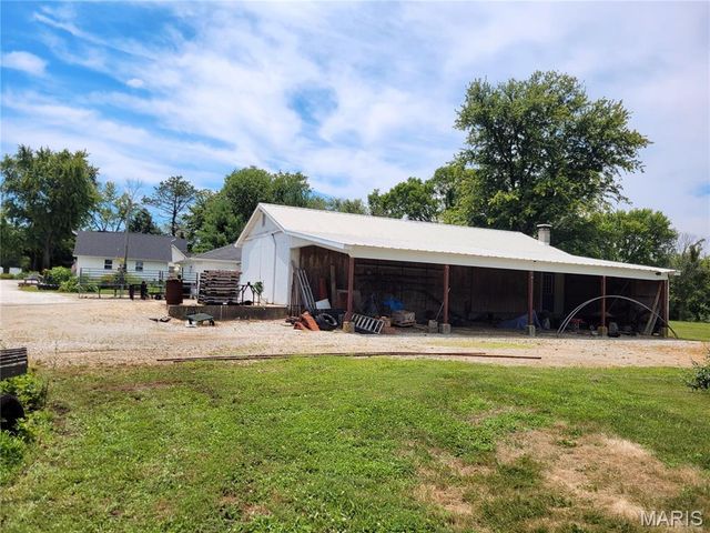 22169 NW Service Road, Warrenton, MO 63383