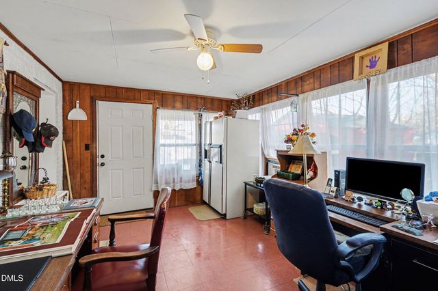 1729 S Scales Street, Reidsville, NC 27320