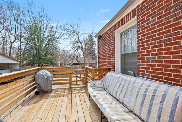 1729 S Scales Street, Reidsville, NC 27320