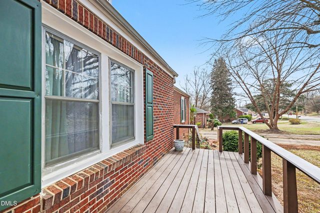 1729 S Scales Street, Reidsville, NC 27320