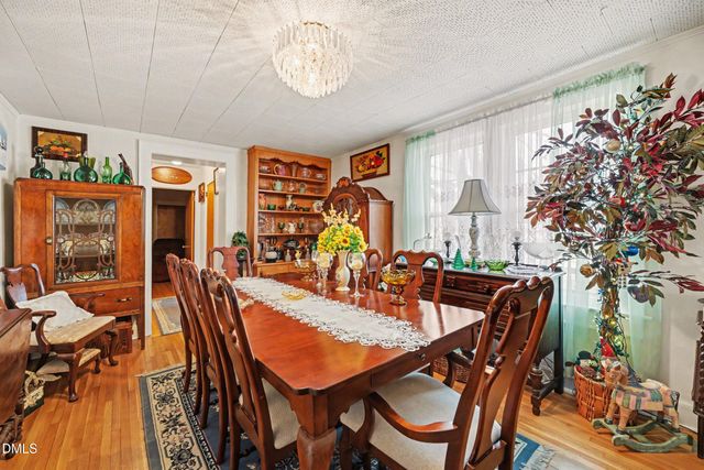 1729 S Scales Street, Reidsville, NC 27320