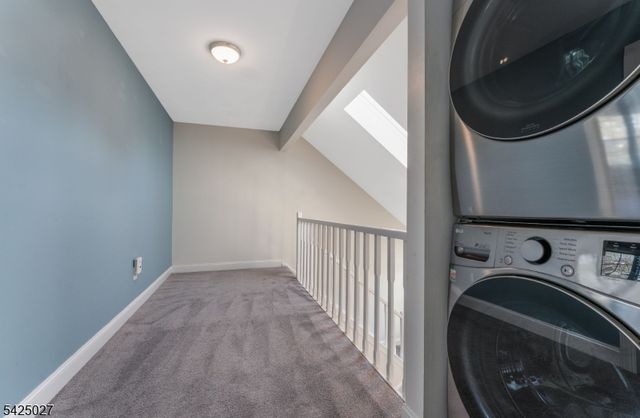 205 Chatsworth Dr, Franklin Twp., NJ 08873