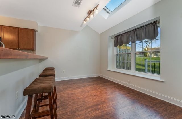 205 Chatsworth Dr, Franklin Twp., NJ 08873