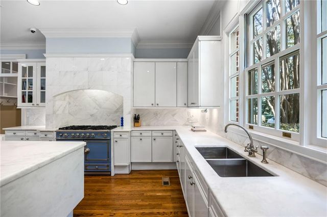 4777 Riverview Road, Sandy Springs, GA 30327