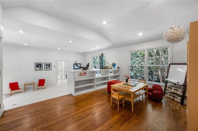 4777 Riverview Road, Sandy Springs, GA 30327