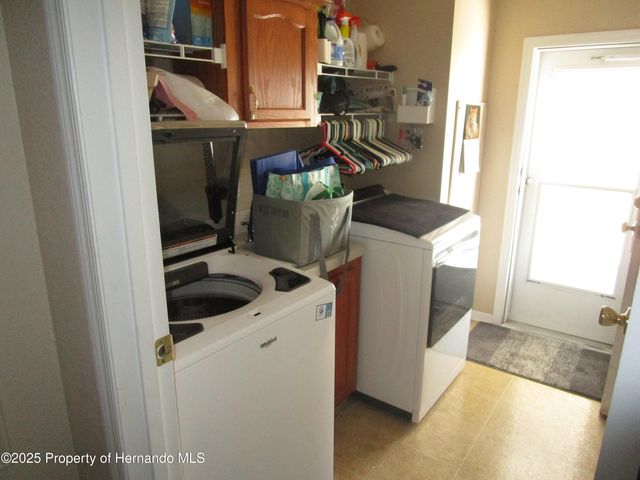 8401 E Weatherford Avenue, Brooksville, FL 34613