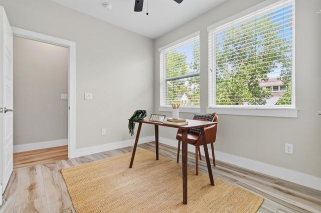 5609 Tura LN A, Austin, TX 78721