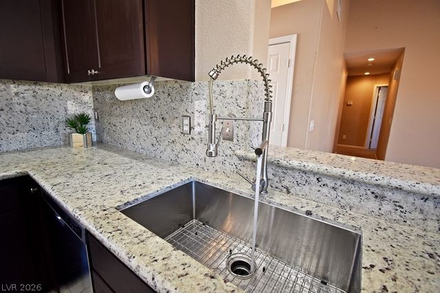 4904 Crimson Glory Lane, Las Vegas, NV 89130