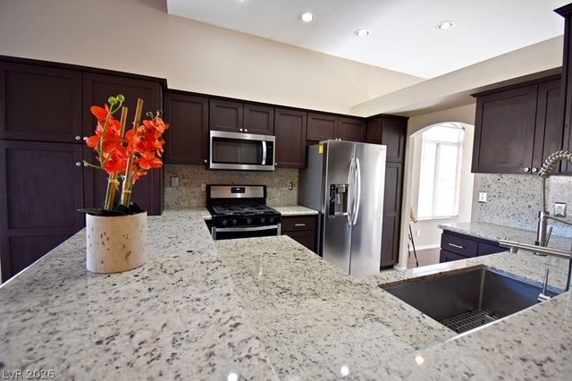 4904 Crimson Glory Lane, Las Vegas, NV 89130