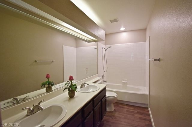 4904 Crimson Glory Lane, Las Vegas, NV 89130