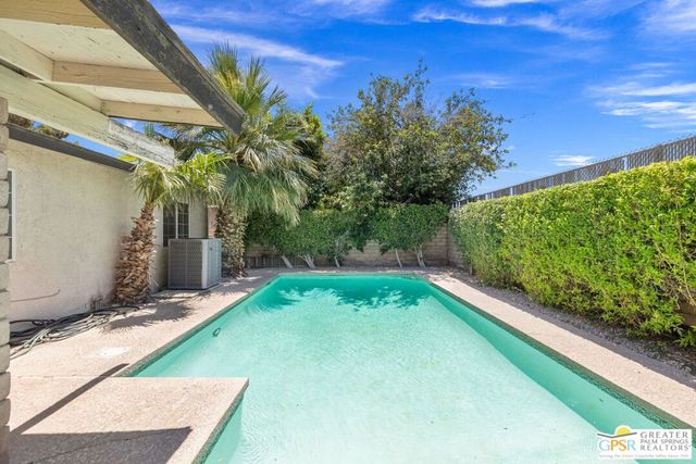44593 Roundtable Street, Indio, CA 92201