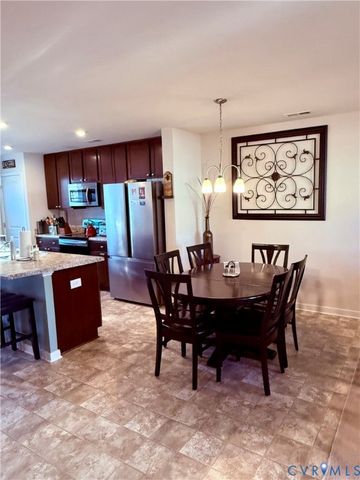 2109 Chaucer Ct, Aylett, VA 23009