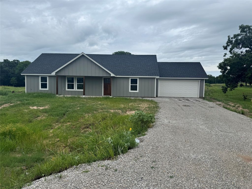 2022 Corriente Court, Springtown, TX 76082