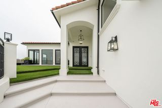 4576 MARTSON Drive, Encino (los Angeles), CA 91316