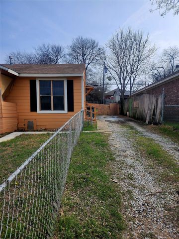 2530 Camel Court, Dallas, TX 75241