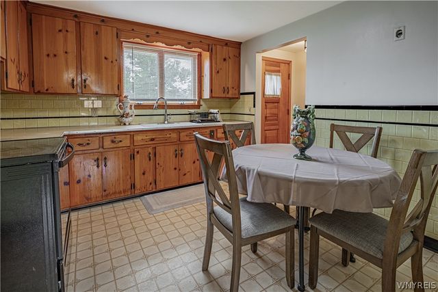 42 Alden Ave, Buffalo, NY 14216