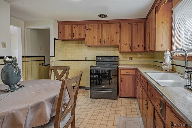42 Alden Ave, Buffalo, NY 14216