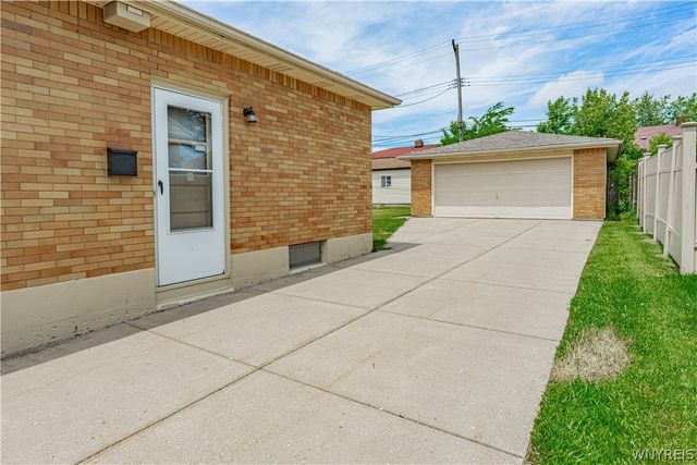 42 Alden Ave, Buffalo, NY 14216