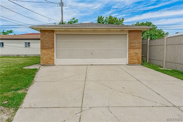 42 Alden Ave, Buffalo, NY 14216
