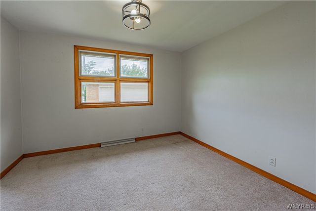 42 Alden Ave, Buffalo, NY 14216