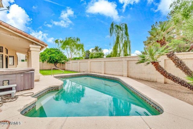 205 E STACEY Lane, Tempe, AZ 85284