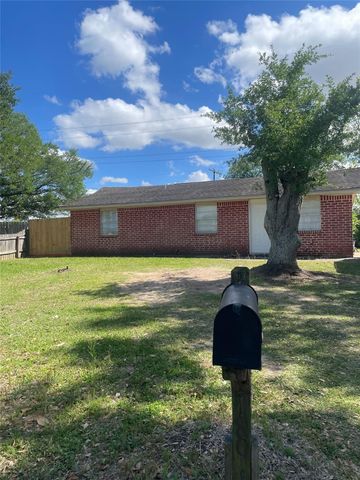 1801 Cardinal Drive, League City, TX 77573