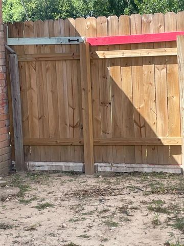 1801 Cardinal Drive, League City, TX 77573