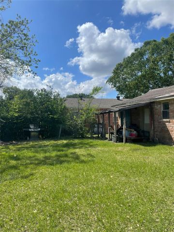 1801 Cardinal Drive, League City, TX 77573