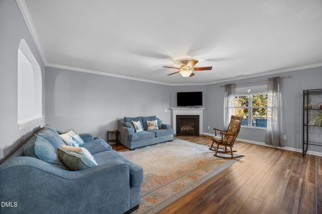 613 Collington Drive, Mebane, NC 27302