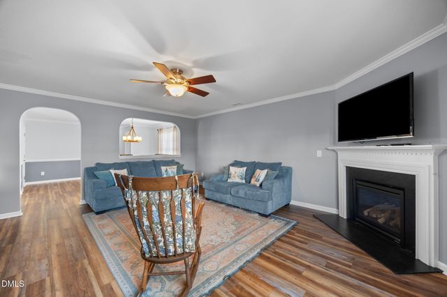 613 Collington Drive, Mebane, NC 27302