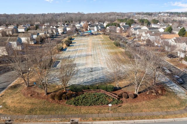 613 Collington Drive, Mebane, NC 27302