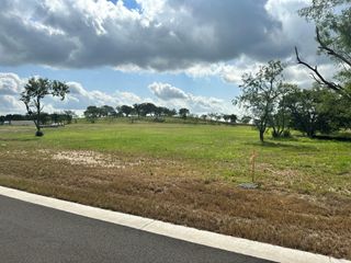 163 Landings WAY, Spicewood, TX 78669