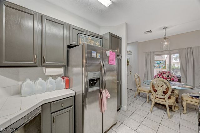 7450 South Eastern Avenue 1024, Las Vegas, NV 89123