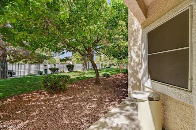 7450 South Eastern Avenue 1024, Las Vegas, NV 89123