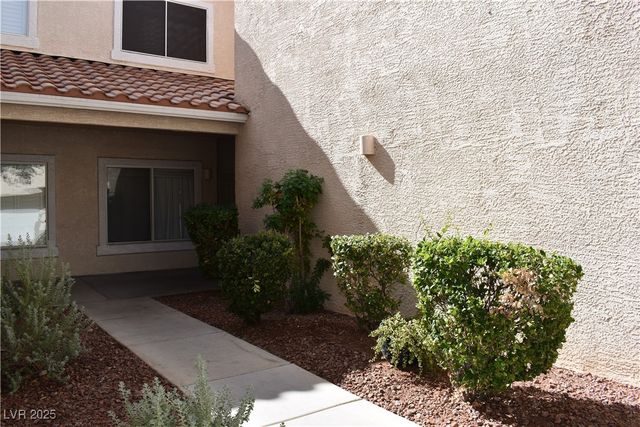 7450 South Eastern Avenue 1024, Las Vegas, NV 89123