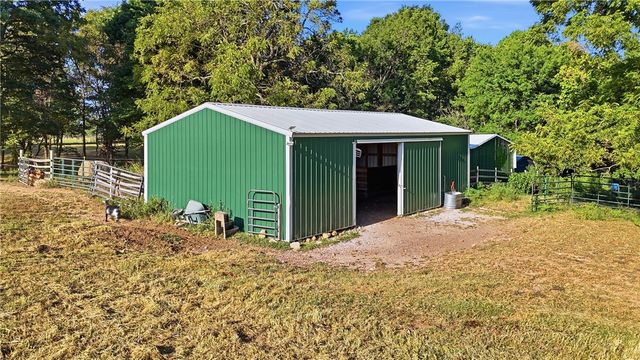 13416 Pete Lee Road, Farmington, AR 72730