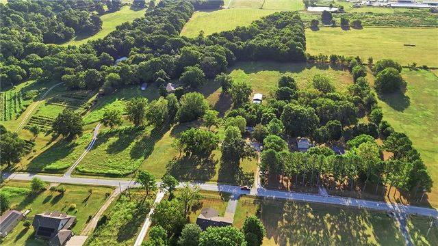 13416 Pete Lee Road, Farmington, AR 72730