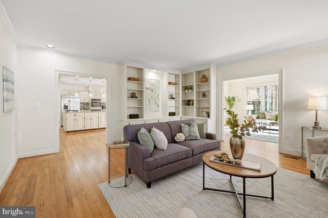 7700 BRICKYARD RD, Potomac, MD 20854