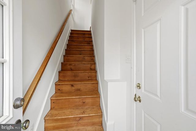 7700 BRICKYARD RD, Potomac, MD 20854