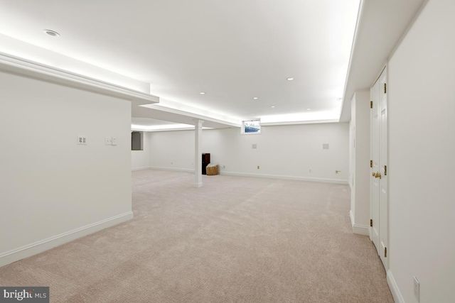 7700 BRICKYARD RD, Potomac, MD 20854