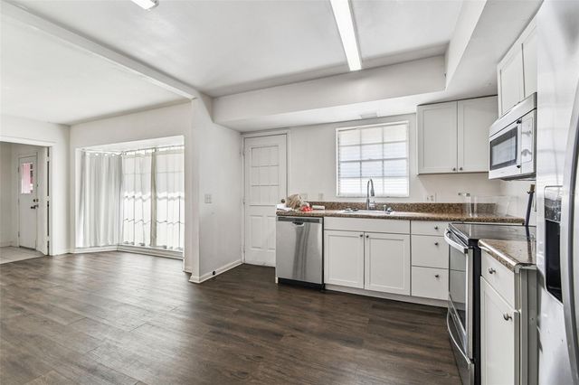 855 E BRANDON BOULEVARD, Brandon, FL 33511