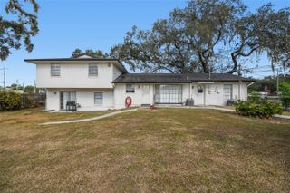 855 E BRANDON BOULEVARD, Brandon, FL 33511
