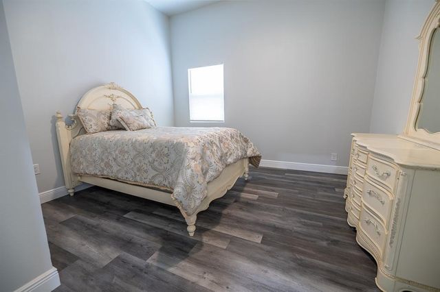2335 W BEACH STREET, Tampa, FL 33607