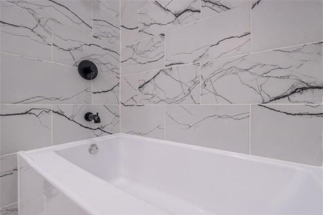 164 County Road 3370, Cleveland, TX 77327