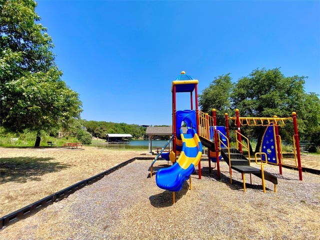 5106 Stoneridge Drive, Granbury, TX 76048