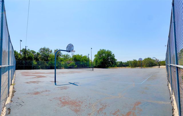 5106 Stoneridge Drive, Granbury, TX 76048